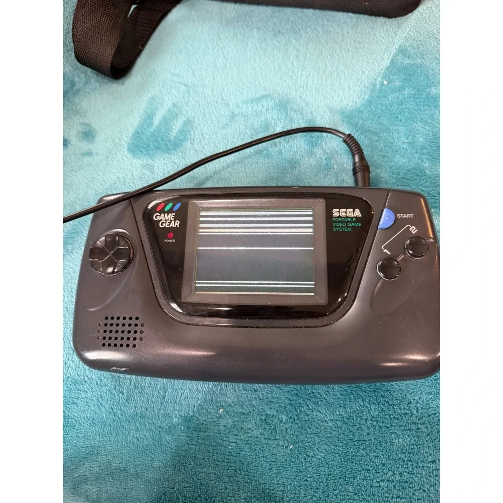 Sega Game Gear Handheld Console Bundle Streets of Rage 2 Sonic Chaos Case Manual